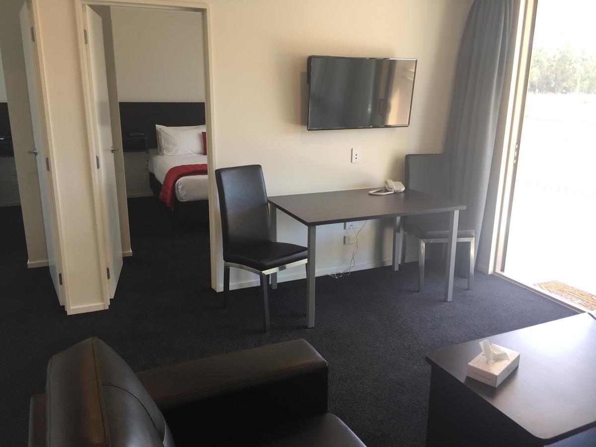 Rolleston Highway Motel Extérieur photo